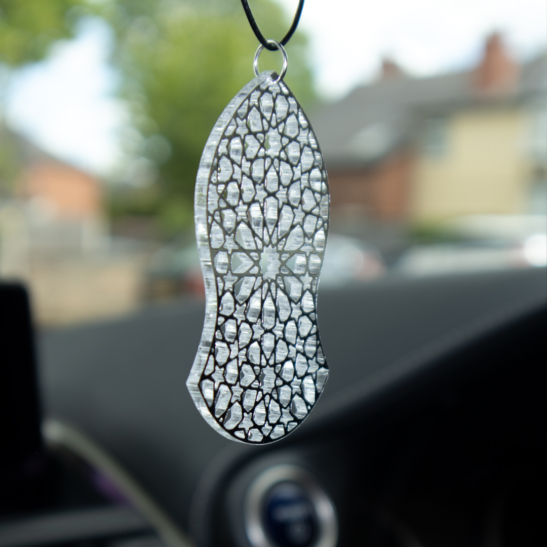 InCar Geometric close-up detail view